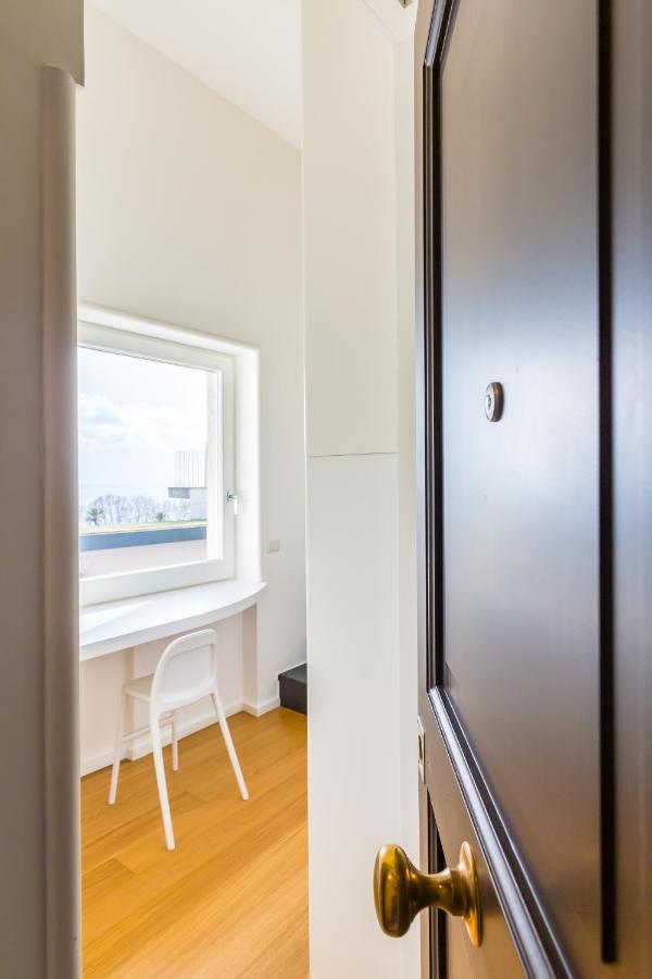 Seaview Terrace 360°& Elegant Loft Apartment Naples