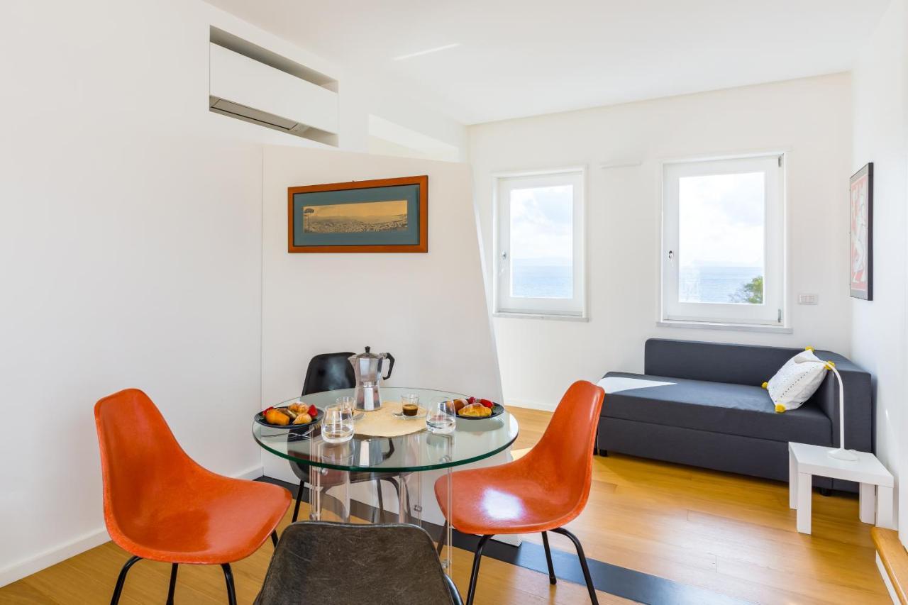 Seaview Terrace 360°& Elegant Loft Apartment Naples